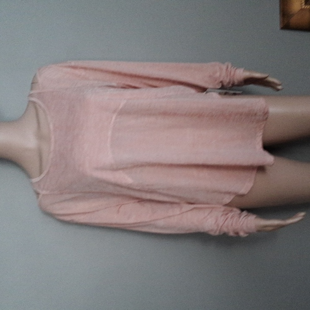 HALARA Women's Long Sleeve Lightweight Top - Blush Pink